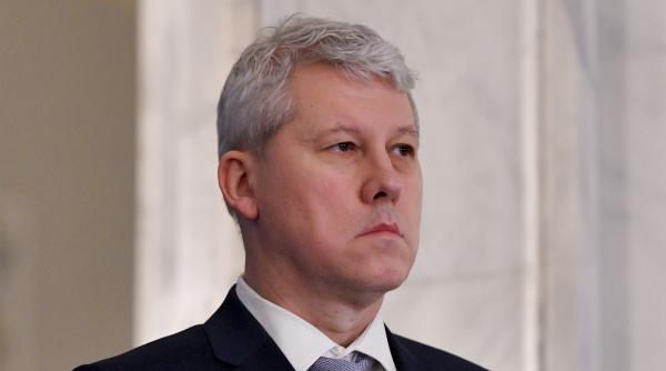Predoiu spune că e nevoie de un Guvern cu puteri depline pentru mai multe investiţii americane în România. "S-a pierdut prea mult timp"