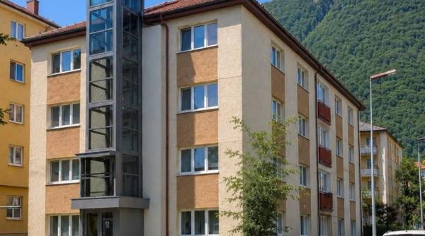 Primul oraș din România care se pregătește să monteze lifturi la blocurile vechi de 3 și 4 etaje