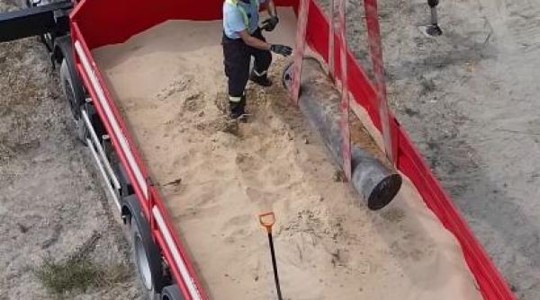 Un pescar care căuta obiecte vechi cu magnetul a scos din Dunăre o mină neexplodată de 680 de kilograme, din Al Doilea Război Mondial