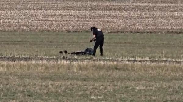 alerta in vaslui o drona a fost gasita pe un camp din comuna viisoara surse are incarcatura explozibila