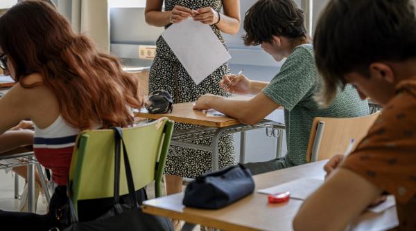 cand se da bacalaureatul in 2027 mec a anuntat forma finala a calendarului simularii si examenului de bac 2027