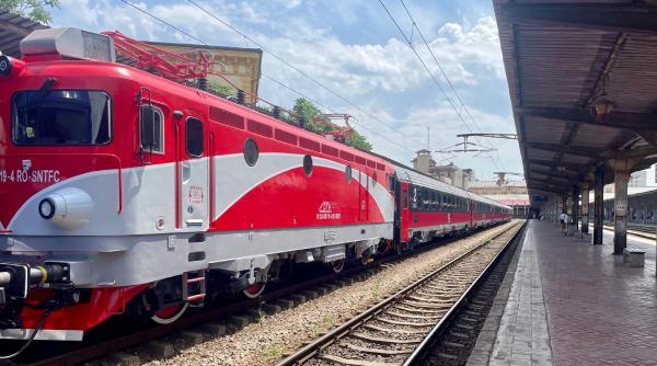 CFR Călători anunţă că a finalizat investiţiile cu bani din PNRR. Au fost modernizate 139 de vagoane și 75 de locomotive
