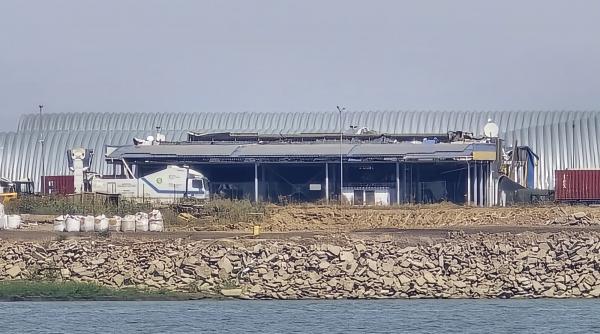 rusia a bombardat punctul de trecere a frontierei dintre ucraina si romania traficul e oprit la isaccea zelenski a fost intentionat