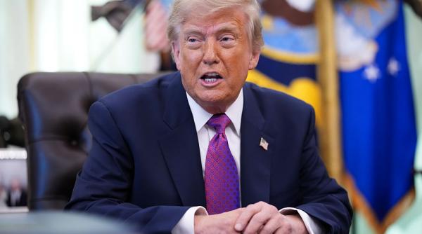 donald trump spune ca sua controleaza stramtoarea ormuz si ca ea ar trebui redenumita stramtoarea trump
