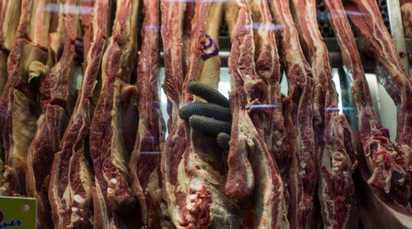 Brazilia reacționează cu furie după ce UE a suspendat joi importurile de carne. „Nu e nevoie de control pe carnea noastră”