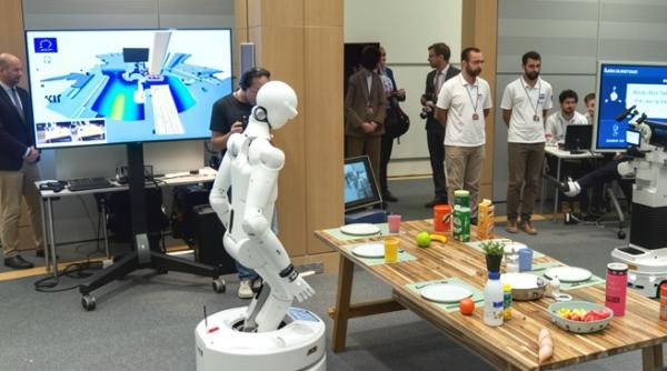 Zeci de roboți cu AI au fost prezentați în Parlamentul European și ar putea ajunge în casele oamenilor