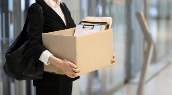 A fost concediată după 26 de ani de muncă pentru că a lucrat nouă zile de acasă. Instanța i-a dat dreptate angajatorului