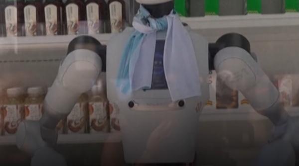 Hong Kong testează viitorul comerțului: primul magazin de proximitate administrat de un robot