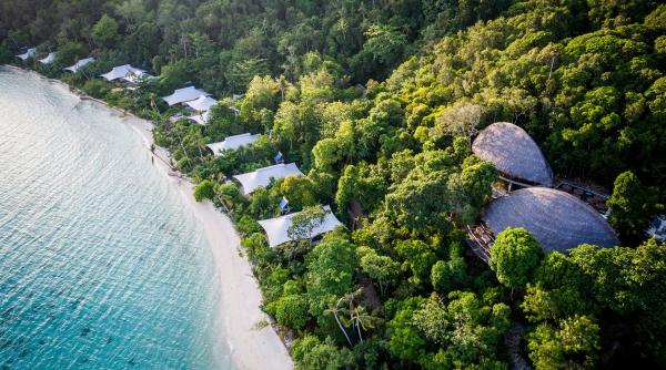insula construita pentru oamenii plictisiti de maldive turistii platesc pana la 12 300 de dolari pentru o experienta unica