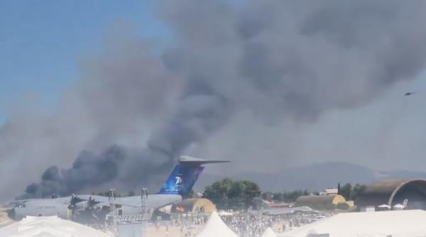 Tragedie la un show aviatic din Grecia. Un avion Phantom s-a prăbușit în timpul unei demonstraţii