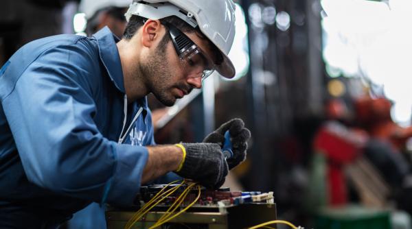 Lovitură devastatoare pentru industria europeană: 300.000 de locuri de muncă ar putea dispărea în doar câteva luni din cauza Chinei