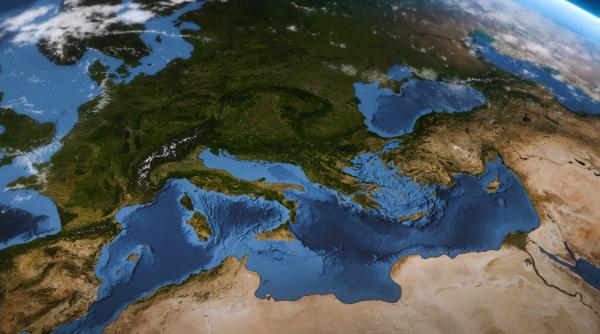 Marea Mediterană s-a transformat într-un „spa” uriaș: temperatura apei a ajuns la aproape 29 de grade