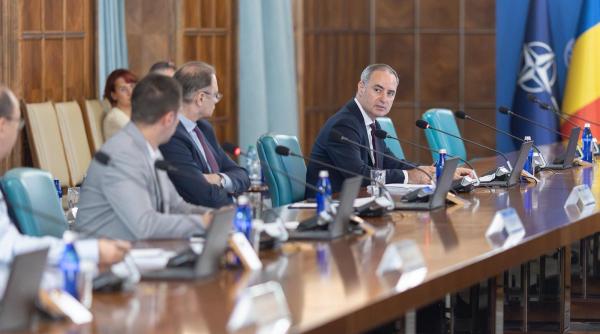 Deficitul bugetar a scăzut cu 37%. Nazare: „Este obligatoriu să menţinem aceeaşi traiectorie”