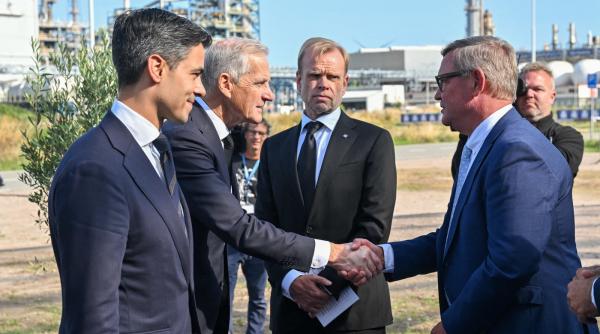 norvegia va stoca milioane de tone metrice de co2 la o adancime de 2 6 kilometri sub fundul marii