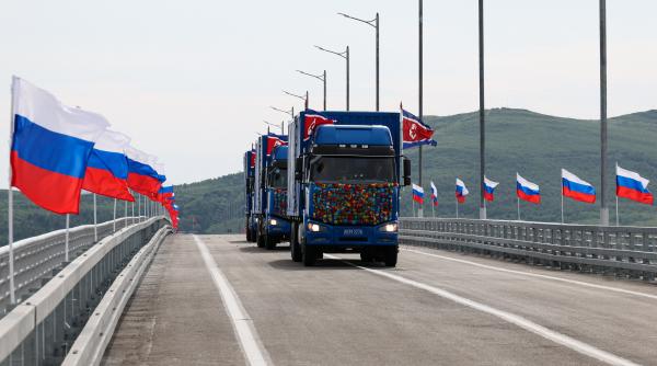 Rusia și Coreea de Nord au inaugurat primul pod rutier care leagă cele două țări