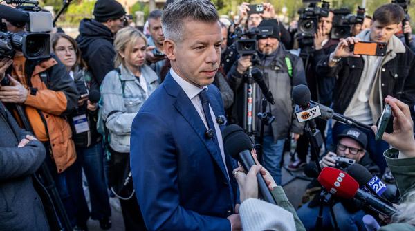 10 diplomati rusi au fost expulzati din ungaria ministra de externe decizia nu presupune ruperea relatiilor diplomatice cu rusia