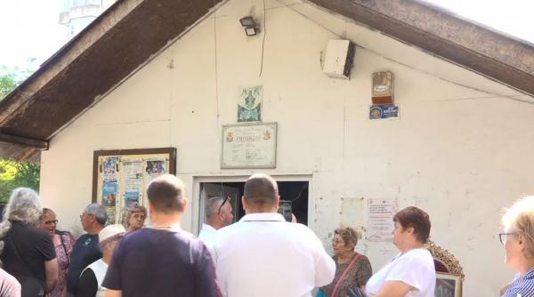 revolta in fata unei biserici din constanta enoriasii se opun demolarii lacasului de cult si nu sunt de acord nici cu mutarea lui