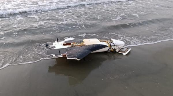 resturi de drona au fost gasite pe plaja de la capu midia zona a fost izolata peste noapte