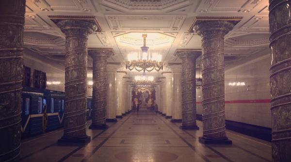 rusii isi fac adaposturi antiaeriene la metroul din sankt petersburg cu sisteme de filtrare a prafulului radioactiv