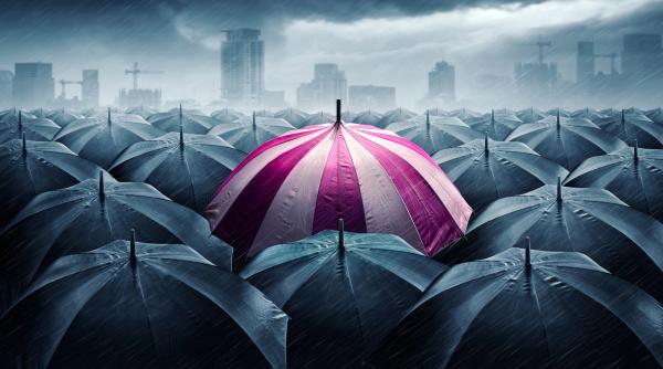 Vreme cu temperaturi de vară, apoi se răcește brusc, cu 10 grade în doar o zi, și încep ploile: Prognoza meteo ANM pentru București