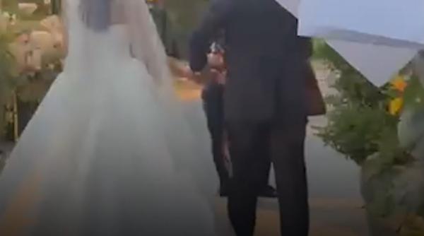 Imagini de la nunta ministrului Alexandru Nazare. Invitații au început să sosească la petrecere