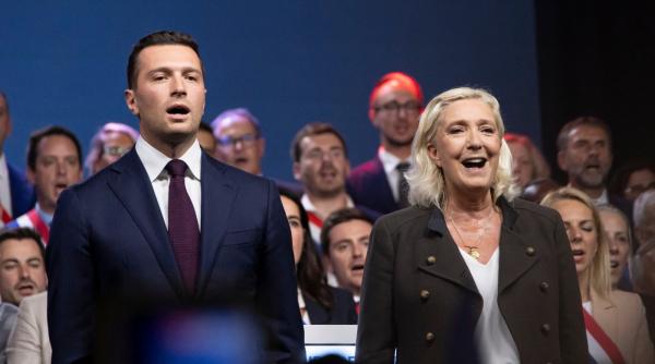 Marine Le Pen își lansează candidatura la alegerile prezidențiale franceze. Se înmulțesc zvonurile că ar fi în conflict dur cu Bardella