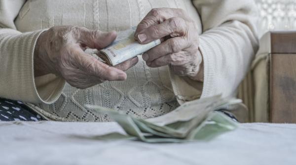 Topul pensiilor în România. Cât încasează un senior în București în comparație cu cei din județele sărace