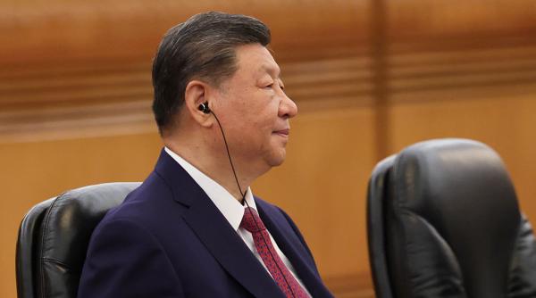 China vrea să conducă o „zonă open-source pentru IA” a statelor BRICS. Propunerea lui Xi Jinping
