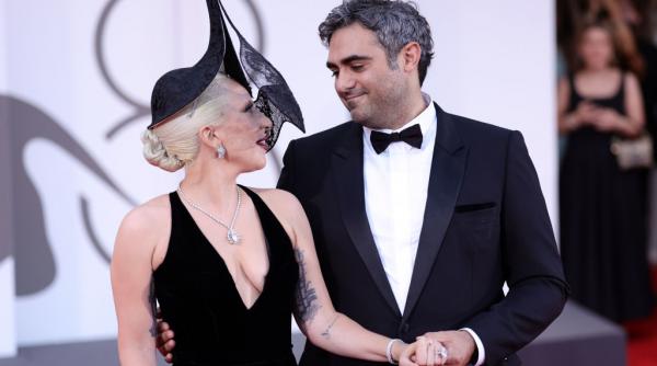 În vârstă de 40 de ani, Lady Gaga a devenit mamă pentru prima oară