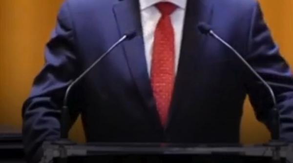 Ministrul Educației șochează în versuri la deschiderea anului universitar la USV Iași: „Văcuța e mulțumită”