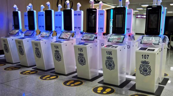 sistemul biometric ees ramane suspendat in unele tari din ue noua state au transmis la bruxelles ca nu il pot aplica