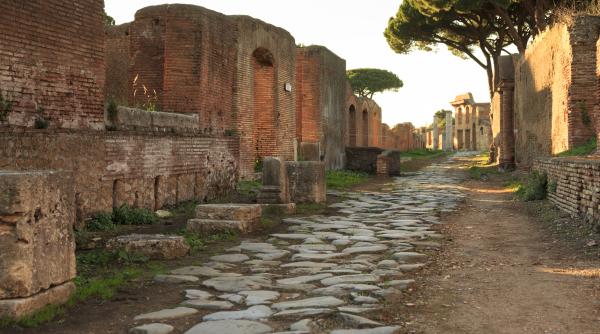 nu este adevarat ca toate drumurile duc la roma ce s a aflat dupa studierea celor 300 000 km de drumuri construite de imperiul roman