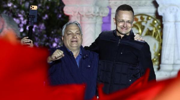 Peter Szijjarto a fost dat în judecată pentru că a folosit zboruri private în locul celor de linie. Ar fi cheltuit 12 milioane de $