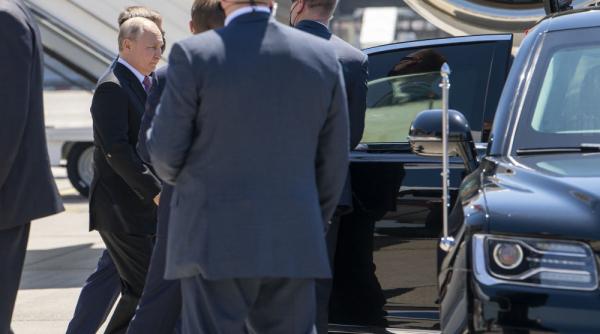 Vladimir Putin și-a mutat summitul de la Soci, de frica dronelor ucrainene. Cei 120 de invitați au primit un mesaj