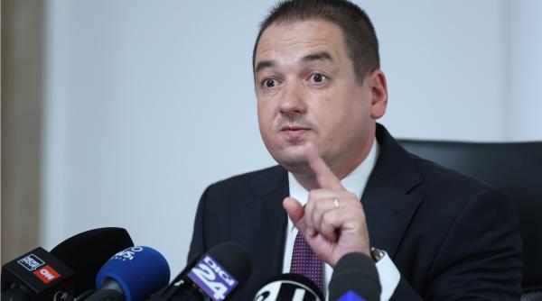 e numit de premier practic e protejat de toti care l au numit ce le spune tanczos barna oierilor care cer demisia sefului ansvsa