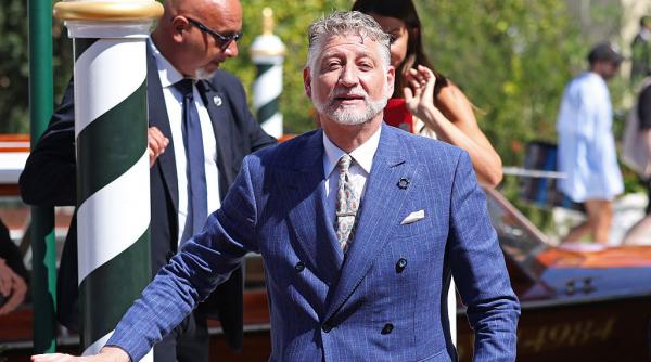 presedintele nicusor dan a decorat un ministru din italia cine este alessandro giuli