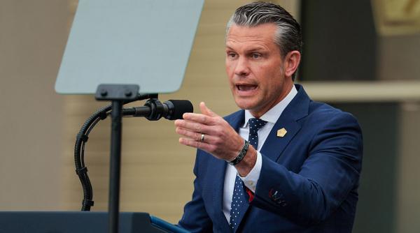 un congresman republican cere demiterea secretarului apararii pete hegseth a depus 8 capete de acuzare impotriva acestuia