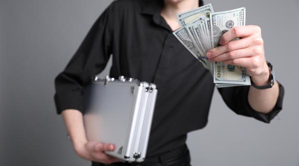 cei mai tineri 10 miliardari din topul forbes 400 in 2026 unii au averi uriase din ai la doar 30 de ani