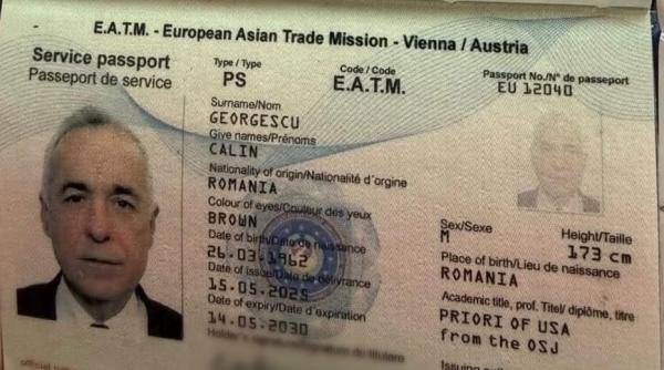 procurorii au gasit la calin georgescu si un pasaport de serviciu cu titulatura de senator nu are valoare juridica cine l a emis