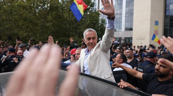 calin georgescu a fost adus cu duba la tribunalul bucuresti judecatorii decid daca il aresteaza preventiv