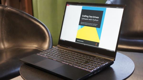 ce specificatii conteaza la un laptop si ce e doar marketing