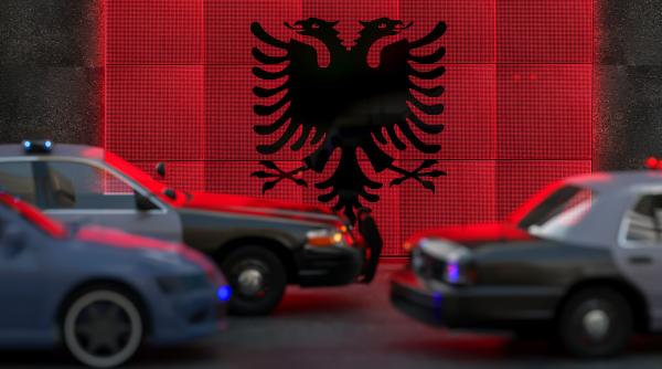 sefa serviciului de informatii din albania vizata intr o ancheta de coruptie procurorii au emis un mandat de arestare