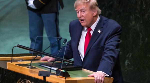 trump afirma ca sua vor folosi de acum inainte termenul de super inteligenta in loc de inteligenta artificiala