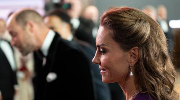 printesa kate a intors toate privirile cu un colier de peste 100 de ani pe care regina elisabeta a ii a a refuzat sa l poarte