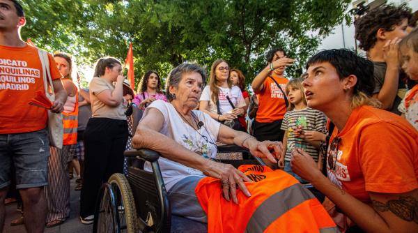 revolta in spania dupa ce o batrana de 87 de ani a fost evacuata din locuinta ea nu a putut plati chiria majorata de noul proprietar
