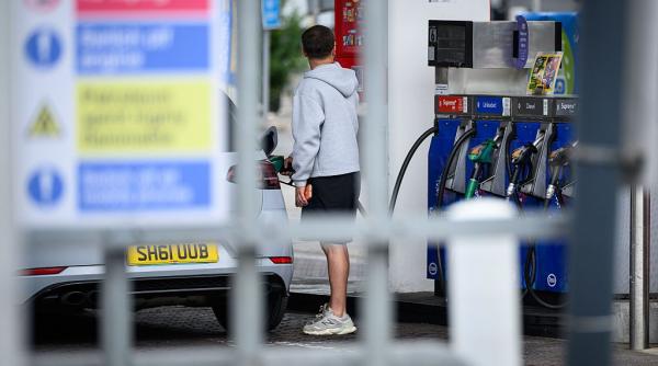 scumpirea carburantilor costa ue in medie 270 de milioane de euro pe zi