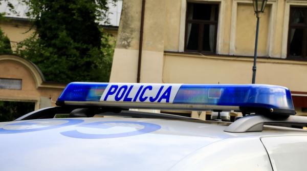 atac socant intr o manastire din polonia un barbat inarmat cu un cutit a ucis un preot si a ranit alte patru persoane