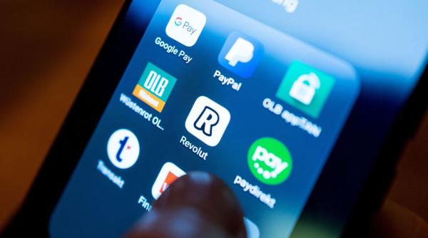 conturile revolut au fost sparte de hackeri pentru a doua oara intr o luna ce spune banca in scrisoarea catre clienti