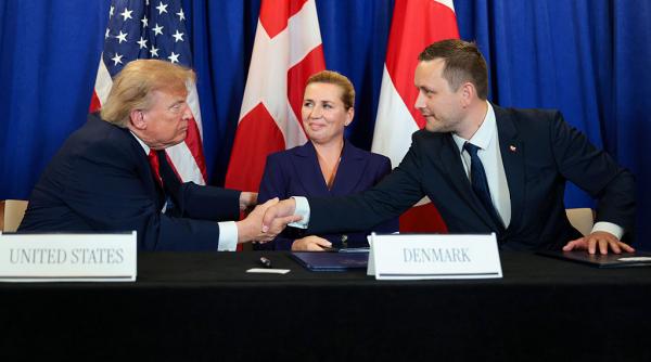 liderii groenlandei primiti ca niste eroi la nuuk dupa acordul cu sua eram pe punctul de a pierde aceasta tara