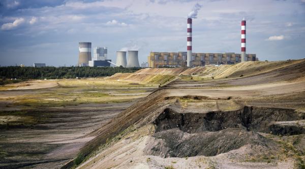 preturile mari la gaze ii imping pe producatorii europeni de electricitate sa revina la carbune